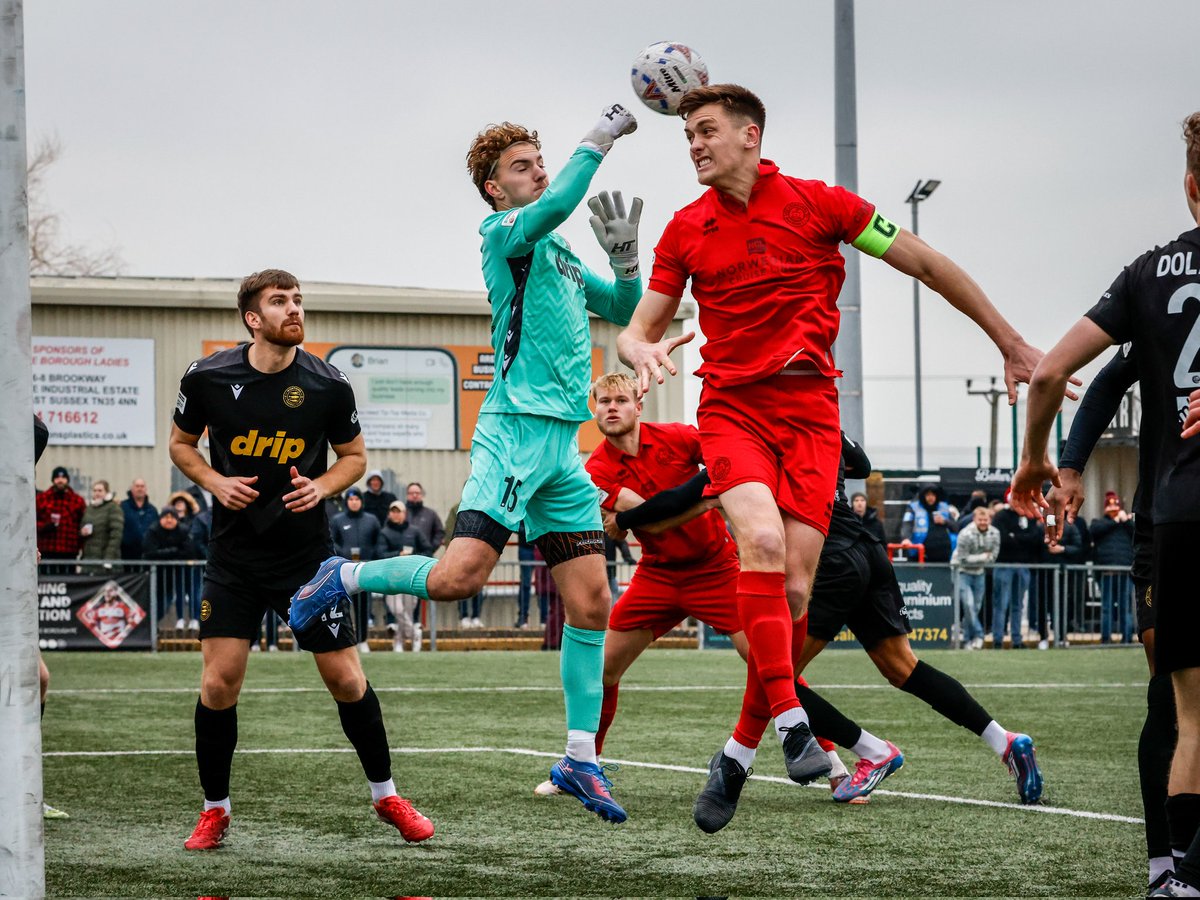 Lydia & Nick tweet media