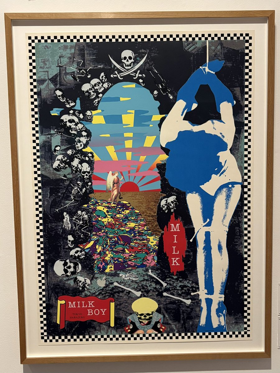 『復活！横尾忠則の髑髏まつり』を観てきた✨️生と死を彩るポップでシュールでサイケデリックな世界観は胃もたれを起こすくらい刺激的💥(実際起こした𐤔𐤔)BUCK-TICKやGASTUNKの作品も手がけてるのね！サイコーじゃん👏ギリギリになっちゃったけど行けてよかった♫

 #横尾忠則 
 #髑髏まつり