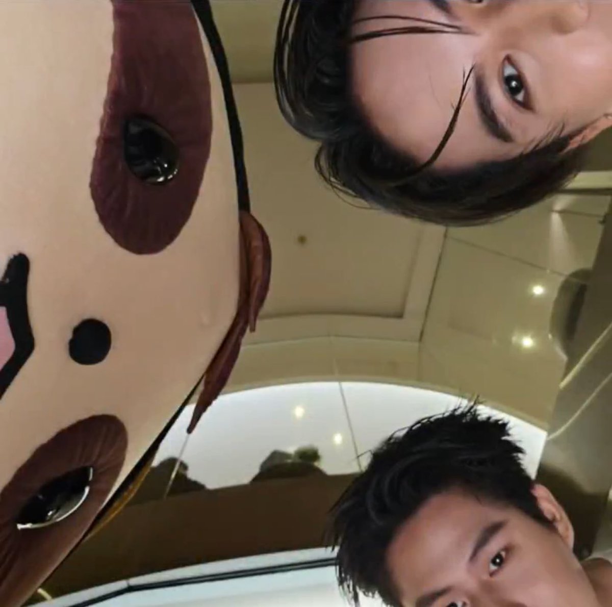 chimsgrace's tweet photo. i’m 😭😭😭😭😭😭😭 https://t.co/4OHPaE74wE