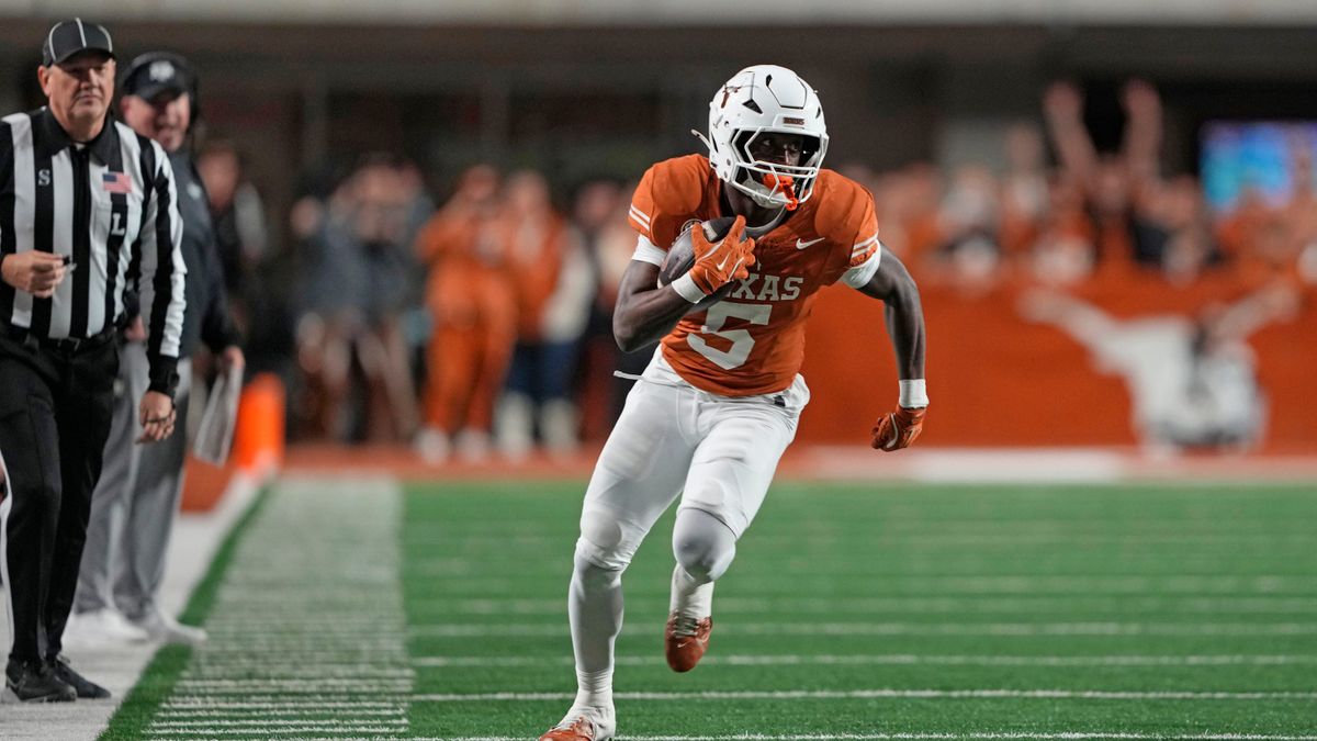 AggiesWire's tweet image. Should Texas A&amp;amp;M pursue Texas transfer running back? aggieswire.usatoday.com/story/sports/c…