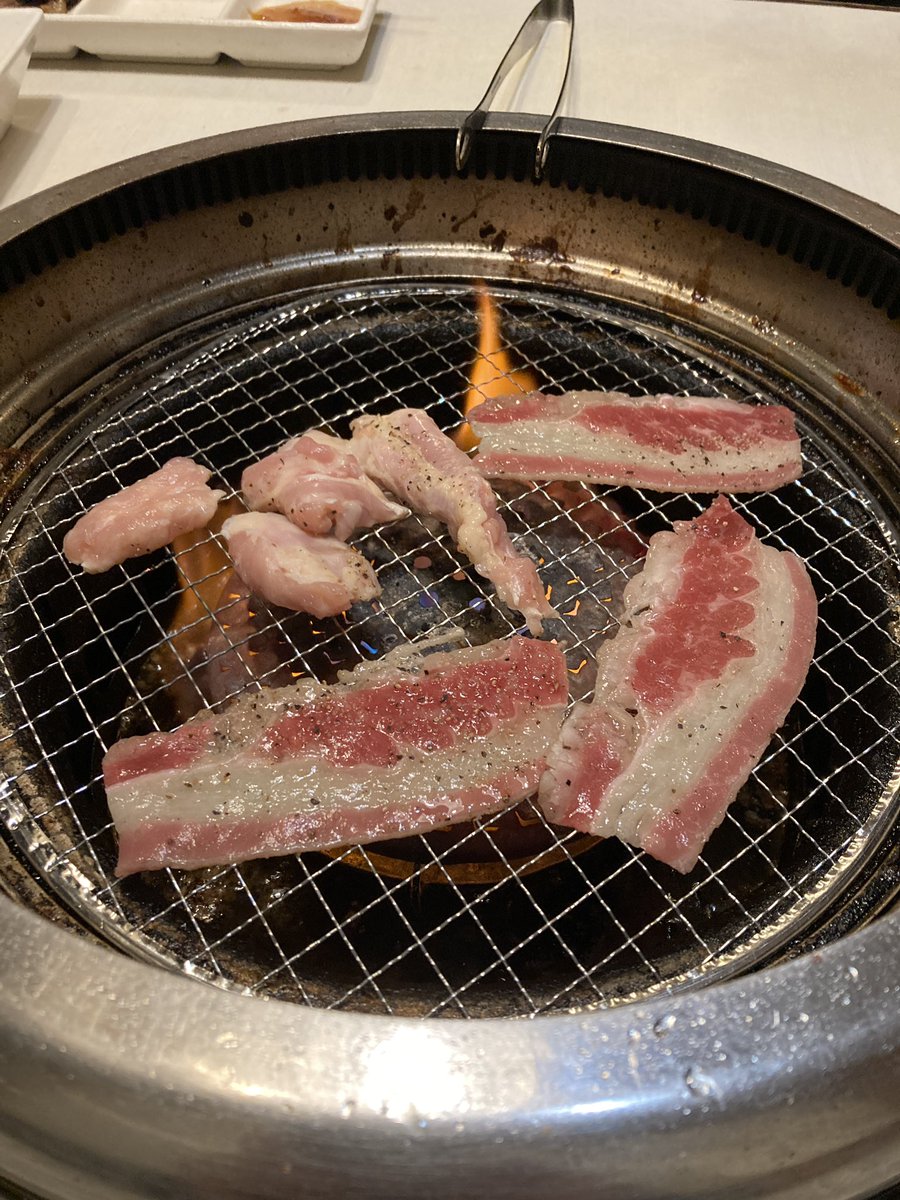 さぁ、焼肉食べ放題というバトルをはじめようか！！