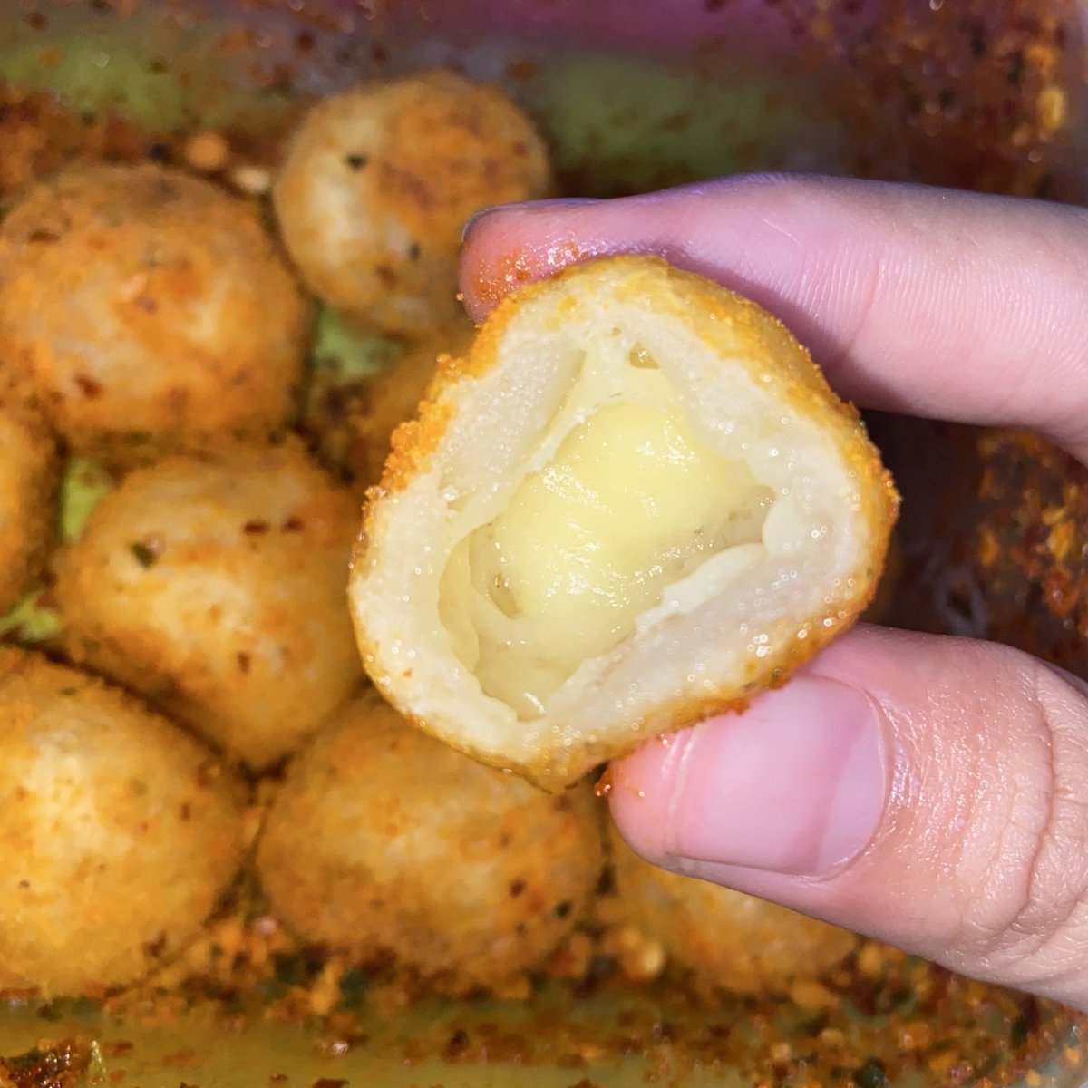 And suddenly, I'm a Cimol Bojot Aa holic. 🤤