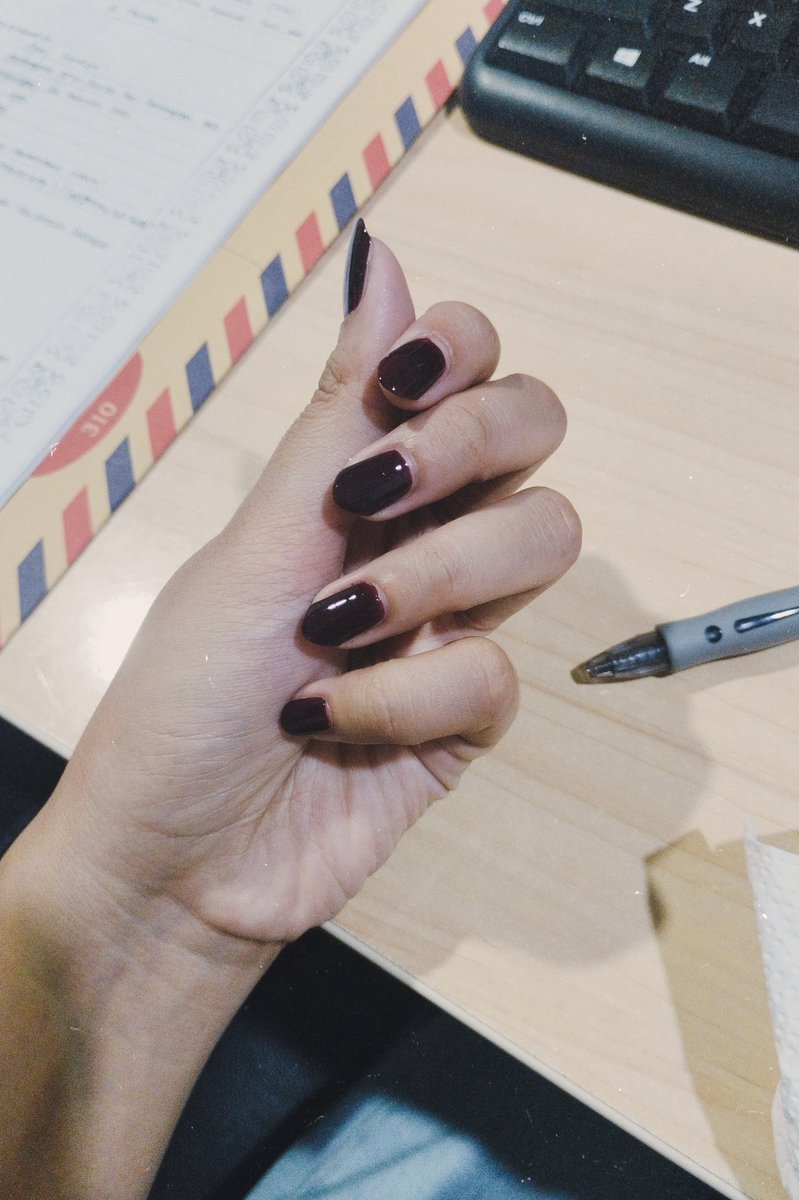 candycakey's tweet image. GONG 🥹‼️

Kutek peel off tapi awet banget???? dipake 4 hari + nyuci dan masih stay 😭🙏

Ini linknya kalau mau samaan
✨s.shopee.co.id/9KbKLymDJO