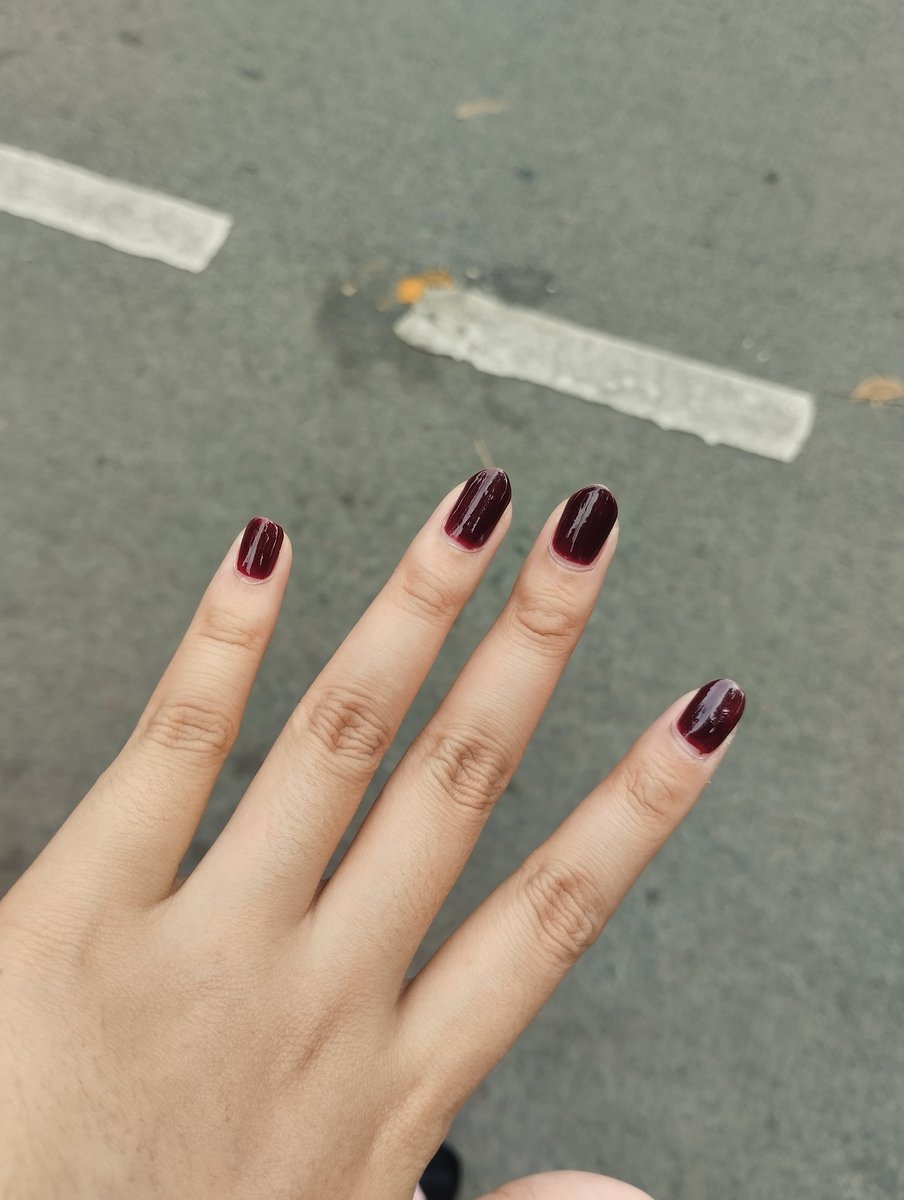 candycakey's tweet image. GONG 🥹‼️

Kutek peel off tapi awet banget???? dipake 4 hari + nyuci dan masih stay 😭🙏

Ini linknya kalau mau samaan
✨s.shopee.co.id/9KbKLymDJO