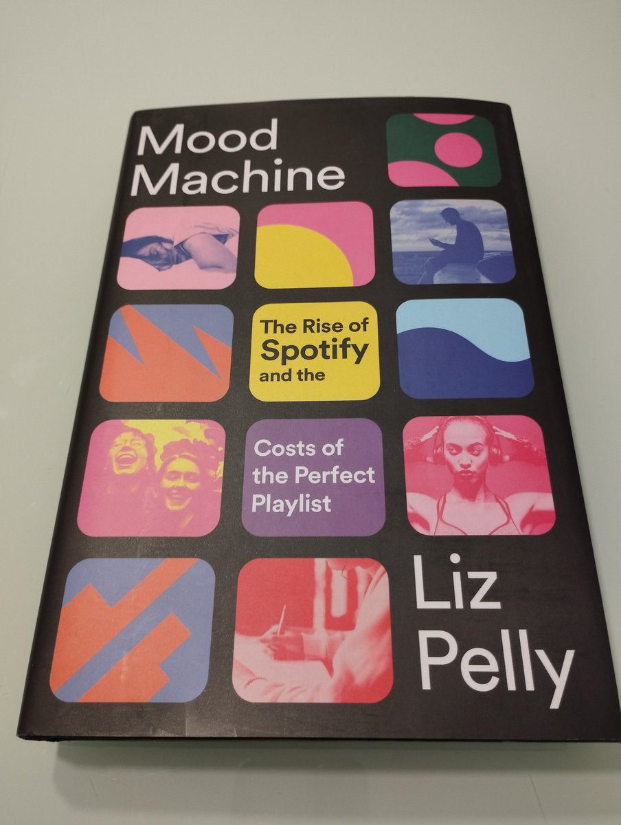 Este es el libro más importante sobre música publicado este año. Incluso, esta década.
Y con diferencia.