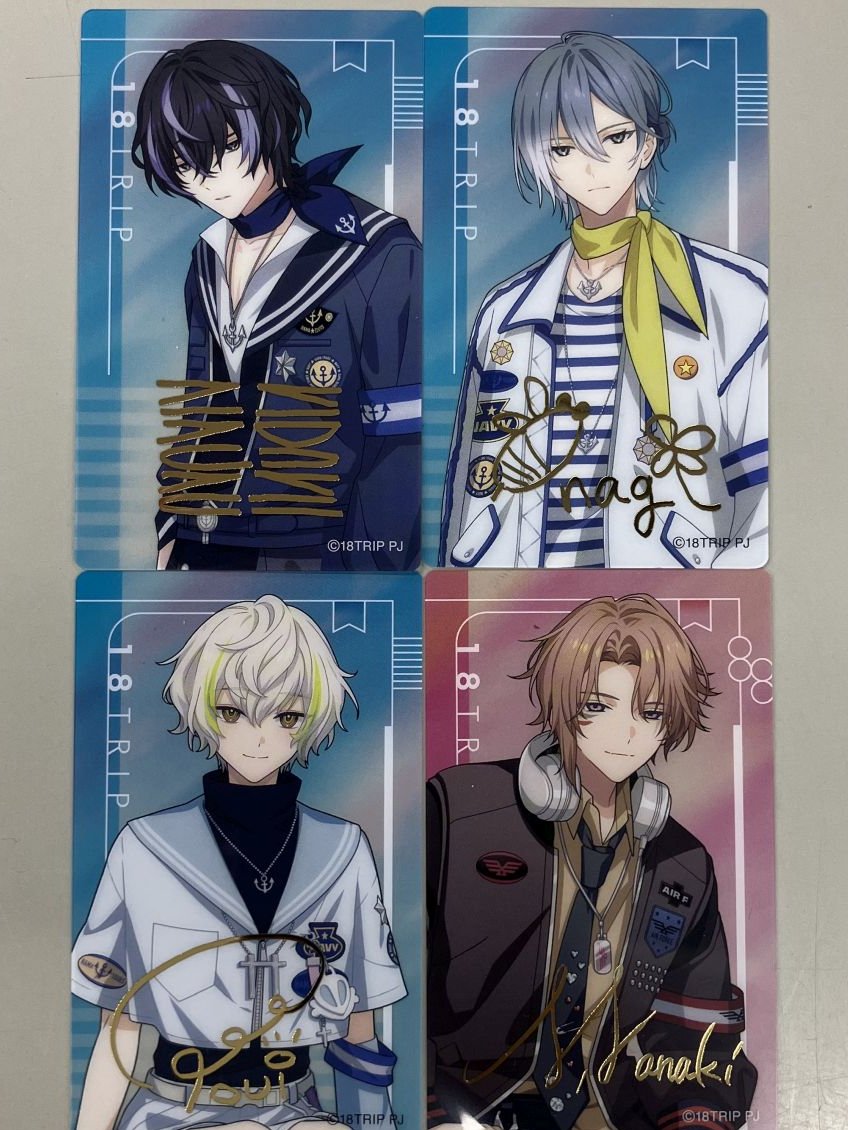 入荷情報】#エイトリ クリアカードコレクションの箔押しが 入荷しま