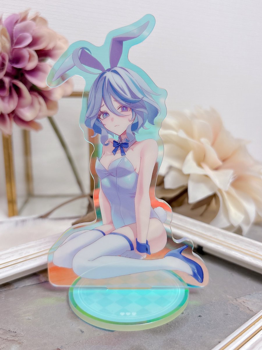 C103 メガネ少女 Anmi 新刊セット＋アクリルオブジェ＋オーロラアクリル 新刊セットのオーロラアクスタです🐰💓 #C107