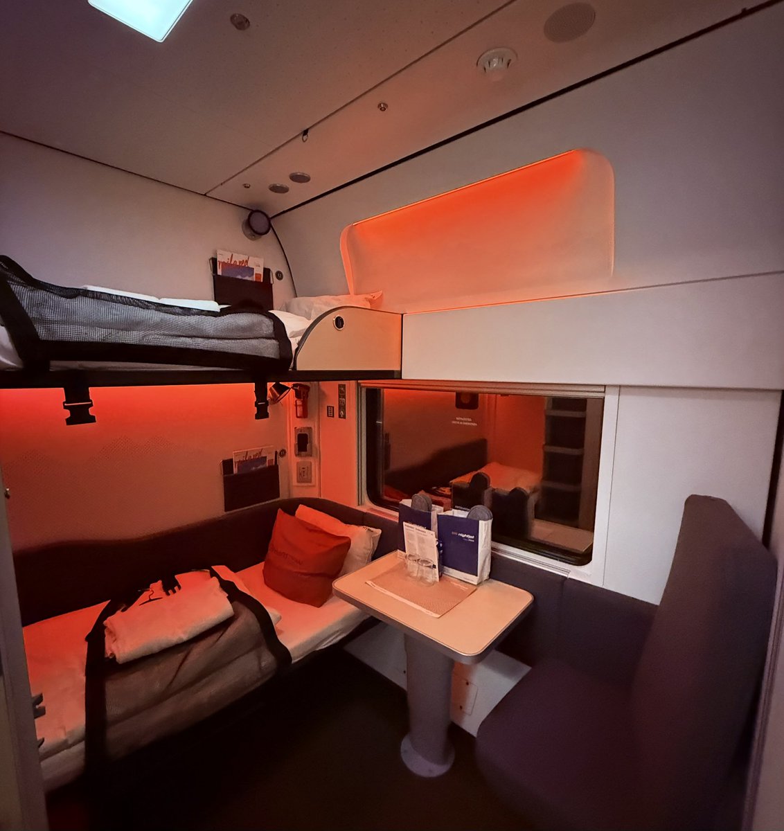Inside a Comfort Plus cabin in the ÖBB Nightjet Next Generation—the future of overnight rail travel.
