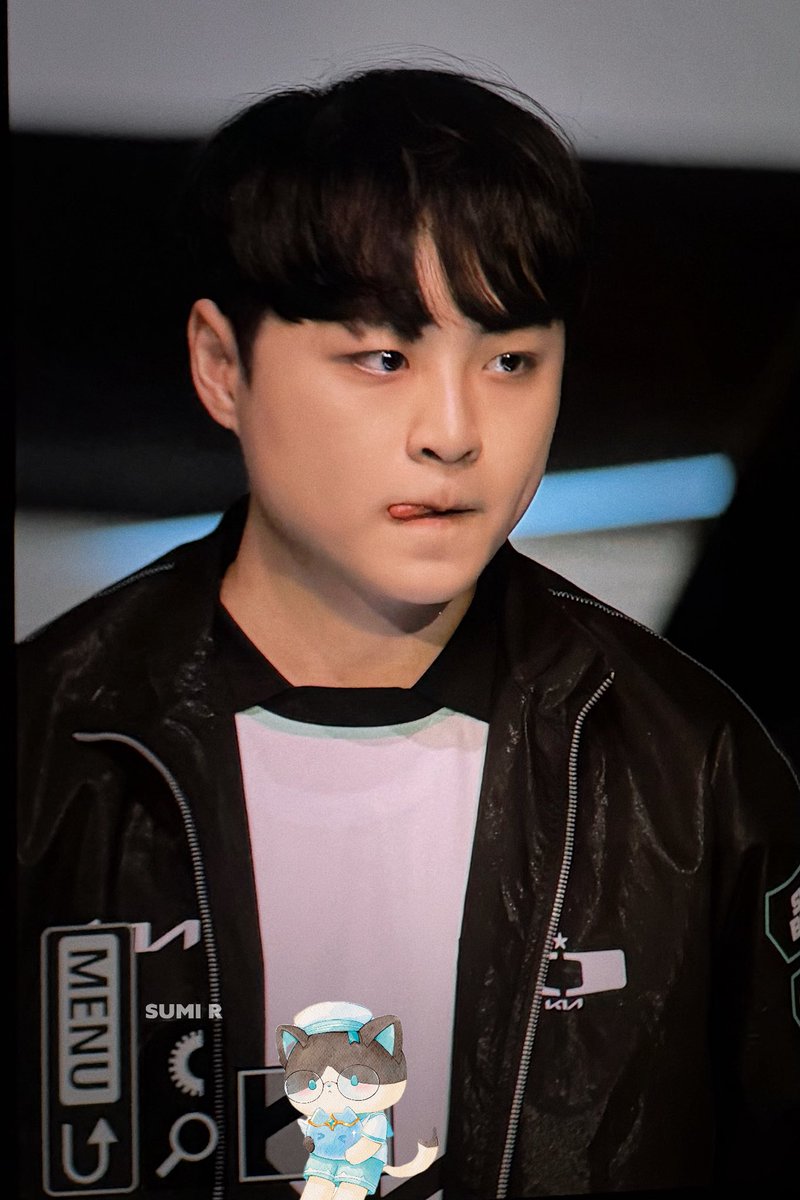 _Sumi_R_'s tweet photo. 251227 딮기팬밋업

#ShowMaker #쇼메이커 https://t.co/JfLIgFaf4R