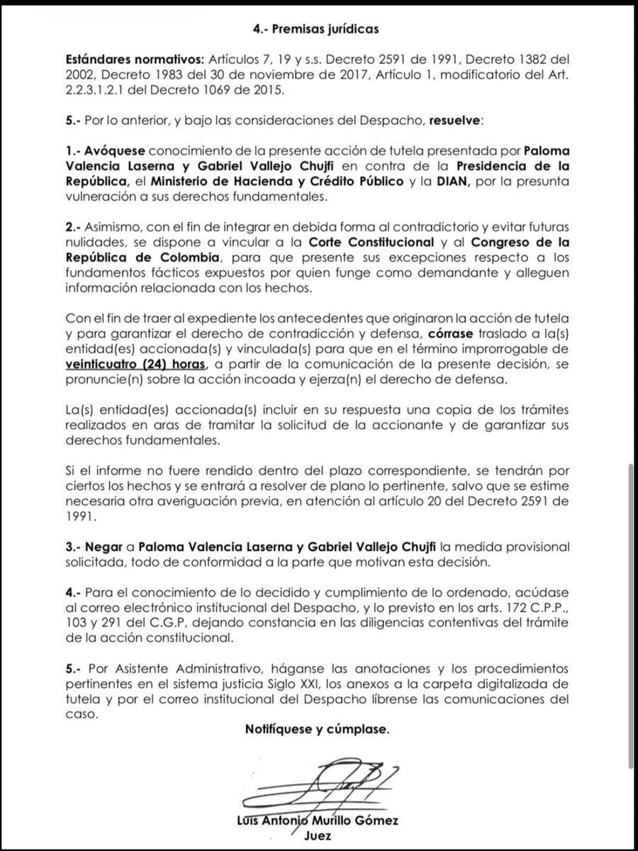 Olvidó <a href="/MaclaPosada/">Maria Clara Posada</a>  mencionar el numeral 3. de la parte resolutiva del Juez.
Que era lo realmente importante. Negaron la medida provisional de suspender el decreto de emergencia económica.

Juez sensato, prudente.