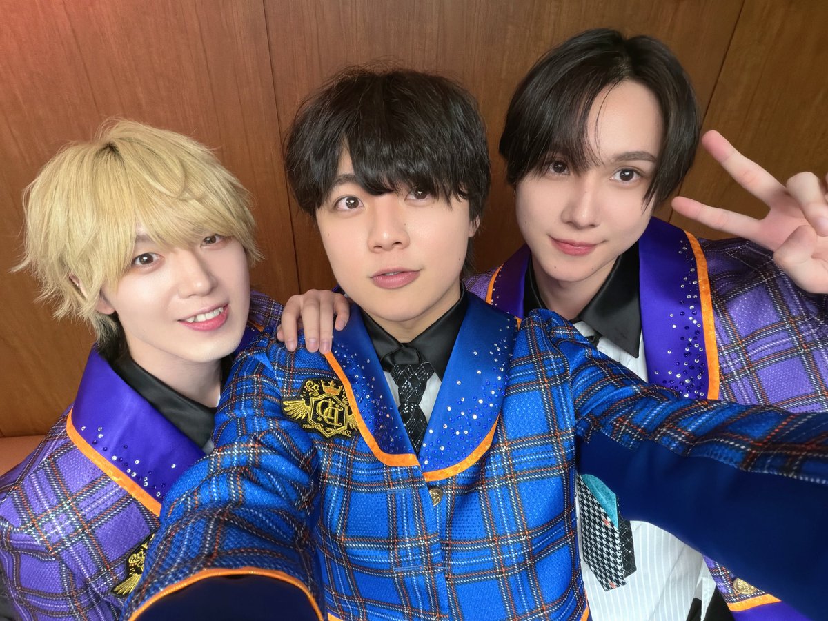 パンダドラゴン　なぎ　トレカ Amazon.co.jp: パンダドラゴン なぎ 直筆サイン入りチェキ : おもちゃ