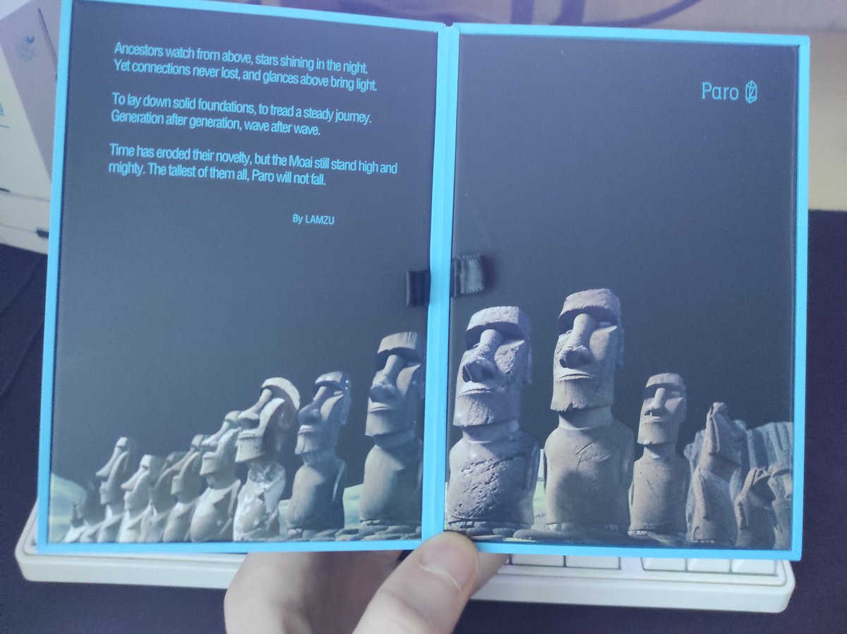 moon_flag tweet media