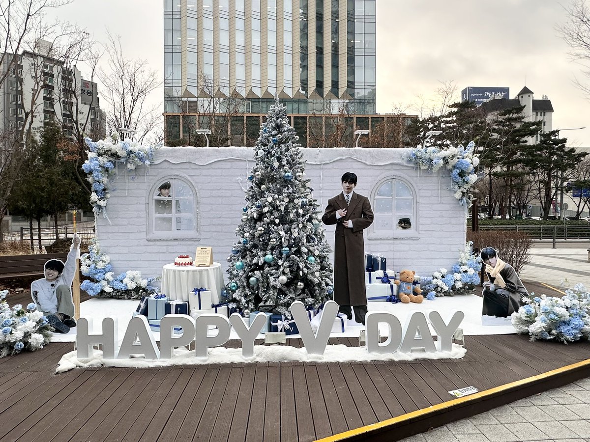 KTH_Nepal's tweet photo. Taehyung birthday photo zone by @KTH_Supporters it’s gorgeous 

https://t.co/mCTkdnUQw5