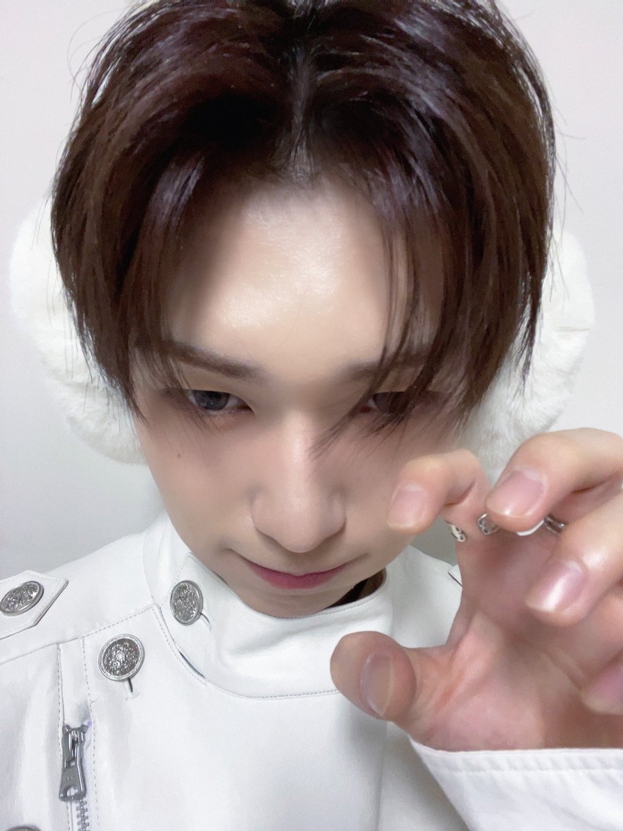 [📷] 𝑰𝑵𝑻𝑯𝑬 𝑿 𝒑𝒓𝒐𝒋𝒆𝒄𝒕 #SS81D25

오늘 재밌었어요?💭
저는 여러분과 만나서 너어무 행복했어요!
여러분의 얼굴을 보면 저는 그 날이 행복한 날이 돼요!
많이 많이 진심으로 사랑합니다🤍🪼

#SEN #센
#INTHE_X #인더엑스
#INTHE_X_project #인더엑스프로젝트
#iNKODE #인코드