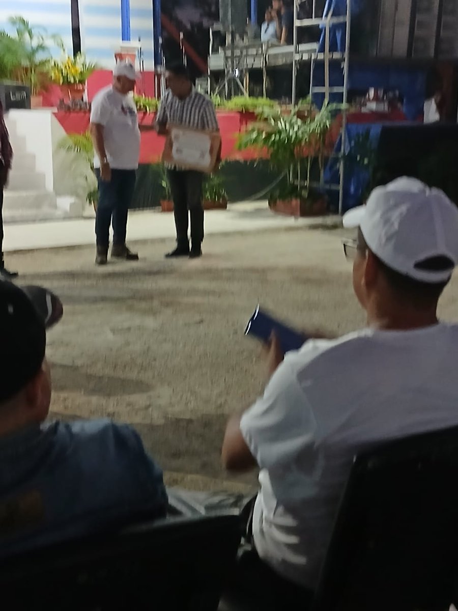 📢📢 Fueron reconocidos la Dirección Provincial de Finanzas y Precios y la Dmfp Cacocum  en el acto provincial por el aniversario 67 del triunfo de la Revolución, con la presencia de Manuel Marrero Cruz, miembro del Buró Político y Primer Ministro.
#FinanzasyPrecios