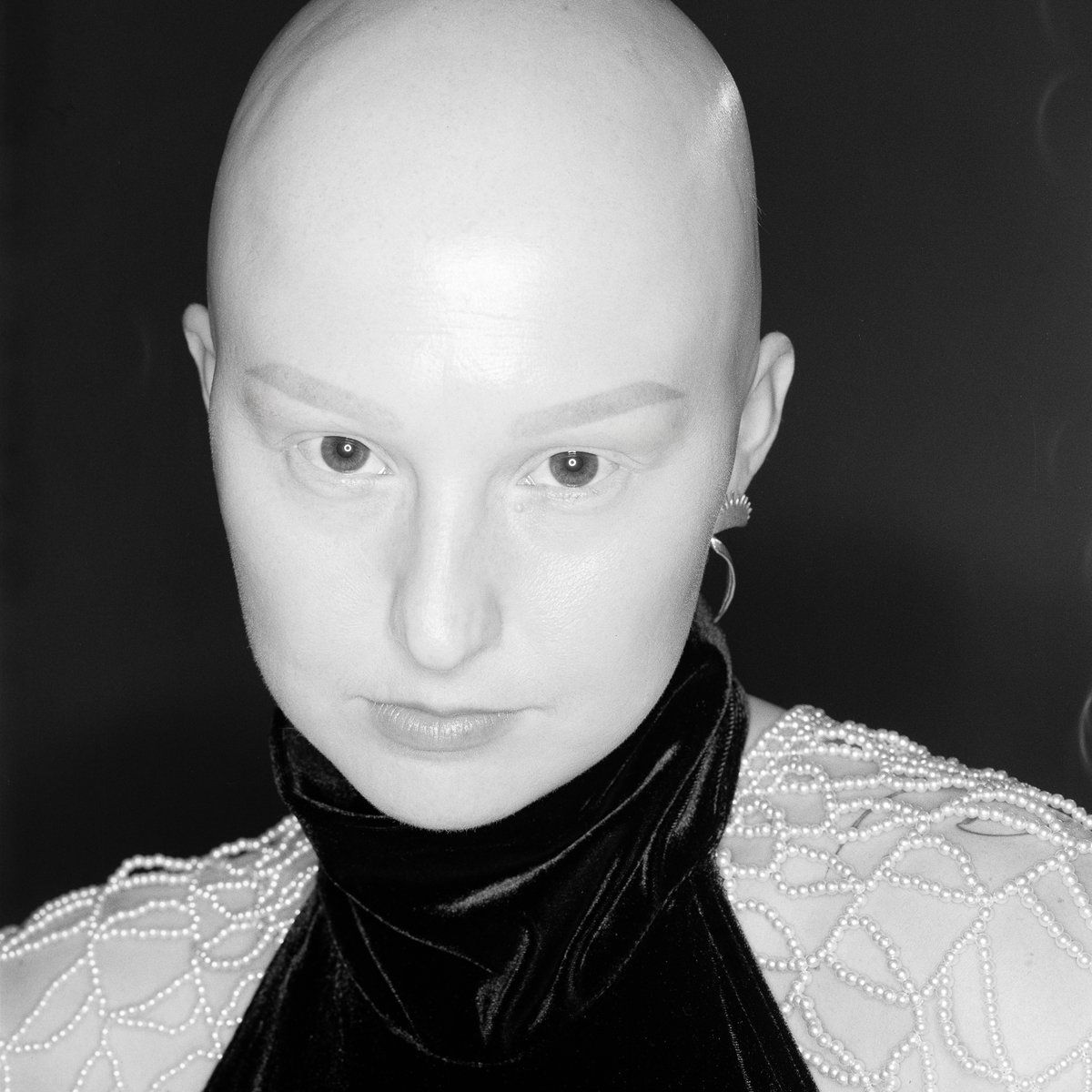 camerandotclick's tweet photo. Hannah - Kodak Panatomic-X (exp. 1981) https://t.co/S7b0A7dqSE