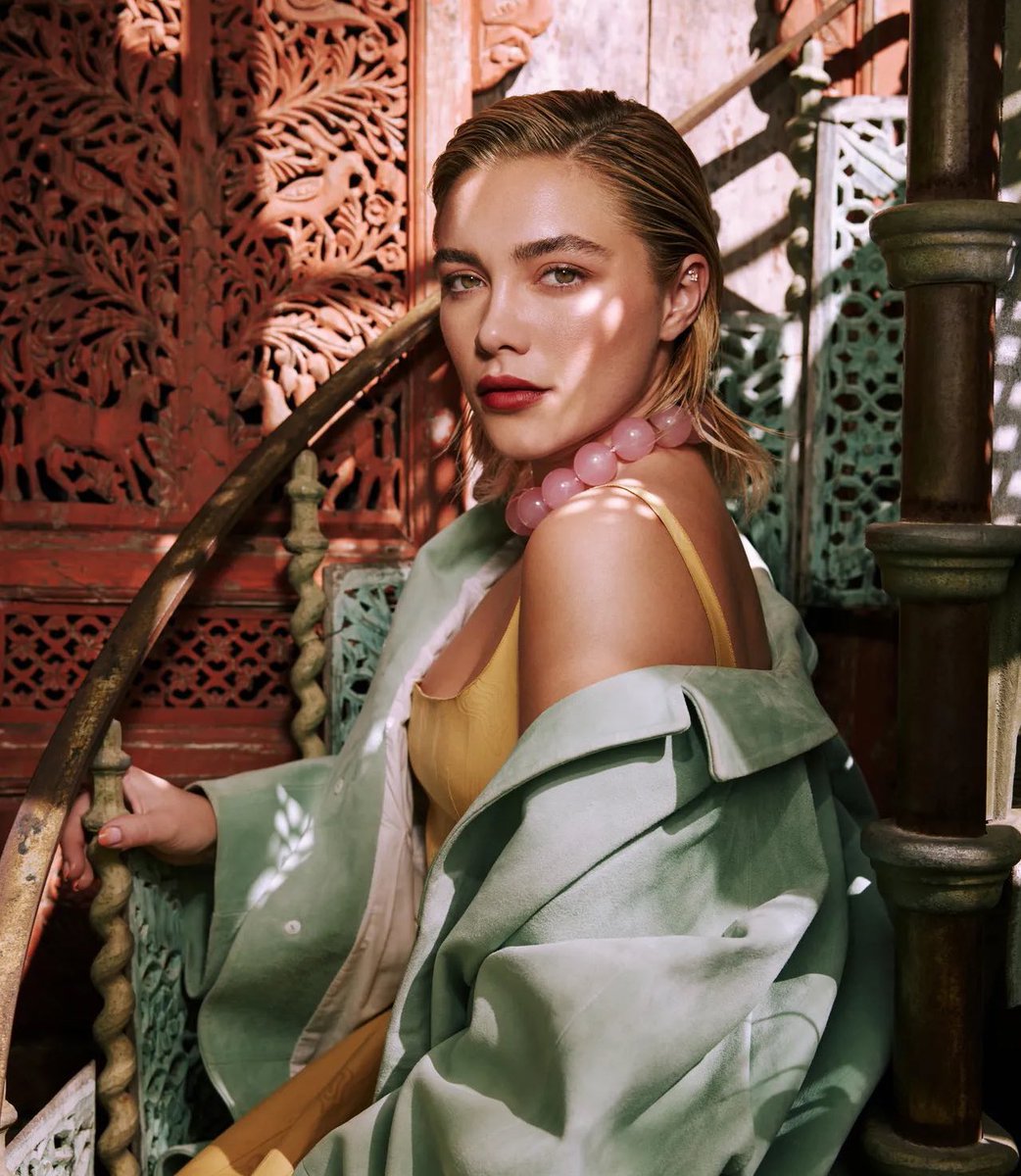 bestofpugh's tweet image. Millie Bobby Brown says she wants to do a rom-com with Florence Pugh:

"Because I’m already in love with her. I wouldn’t have to act."