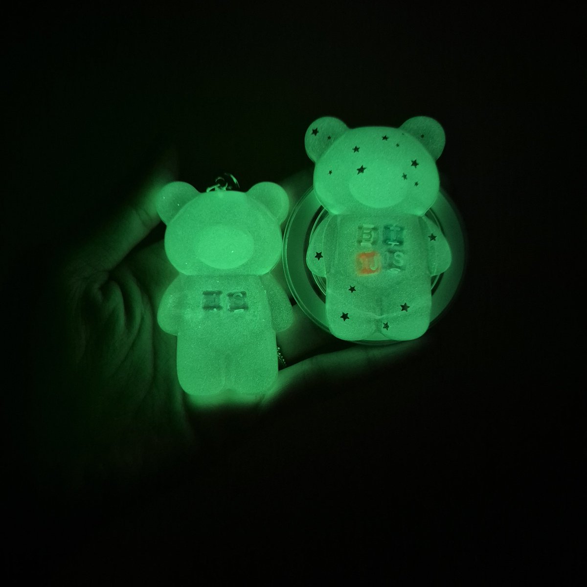 곰돌이를 마지막으로 비틀준수 레진 임시휴업
겨울이라 기포 잡기 너무 힘들다🙃