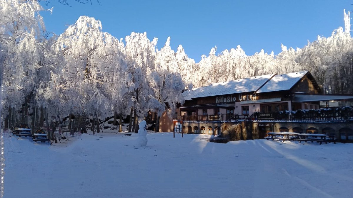 Amiatavideo's tweet image. Buongiorno dalla #vetta #amiata #amiatavideo #neve #montagna #sci #monteamiata