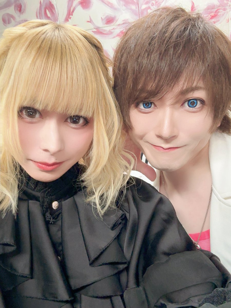 LAY ABOUT WORLD イザナ (@LAW_Izana) / Posts / X