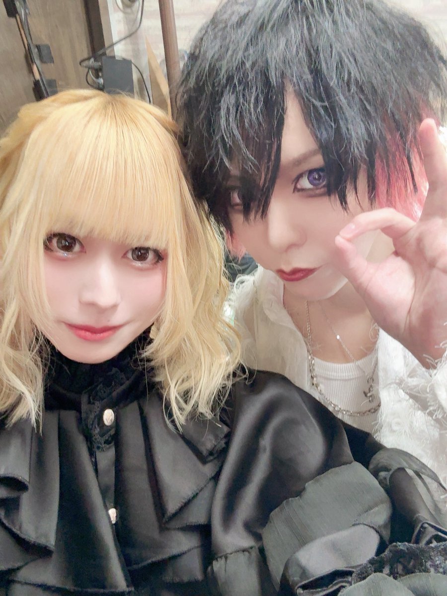 LAY ABOUT WORLD イザナ (@LAW_Izana) / Posts / X