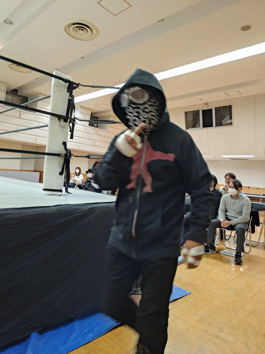 TANANY's tweet photo. #RAW91
本日は高島平でRAWを観戦。
スマホを新しくしたのでテスト撮影 https://t.co/ttoUhGpgOR