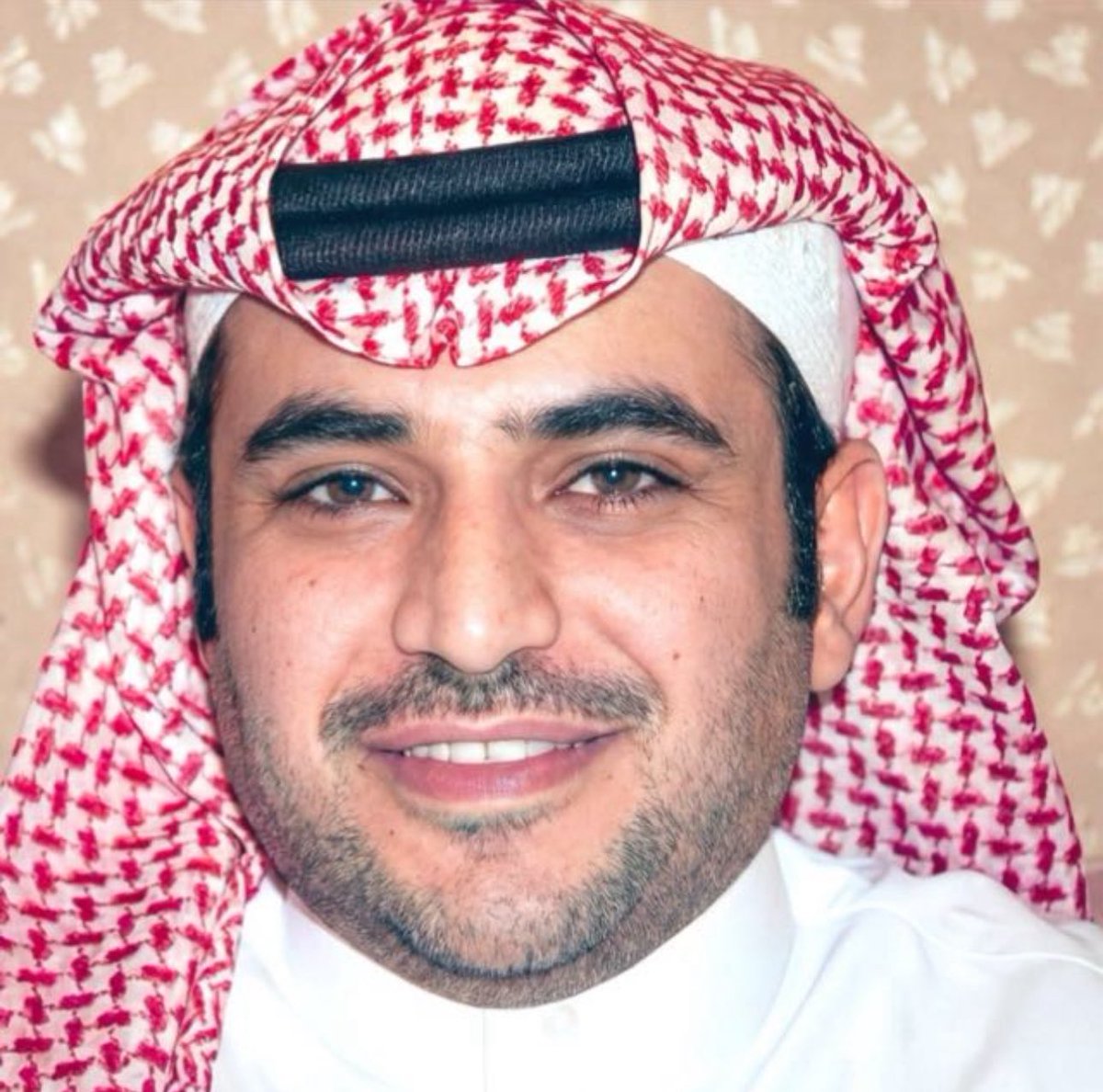 الحـــب   ❤️   

الله يديمك ويحفظك سيدي   🙏🏻   . •••