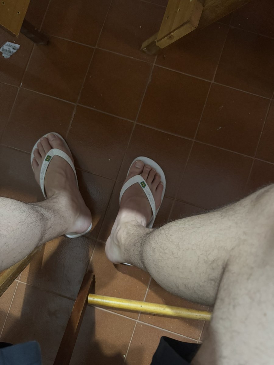 luabonag's tweet photo. Essa dos pés eu tinha que participar https://t.co/yvQAdIEUgj