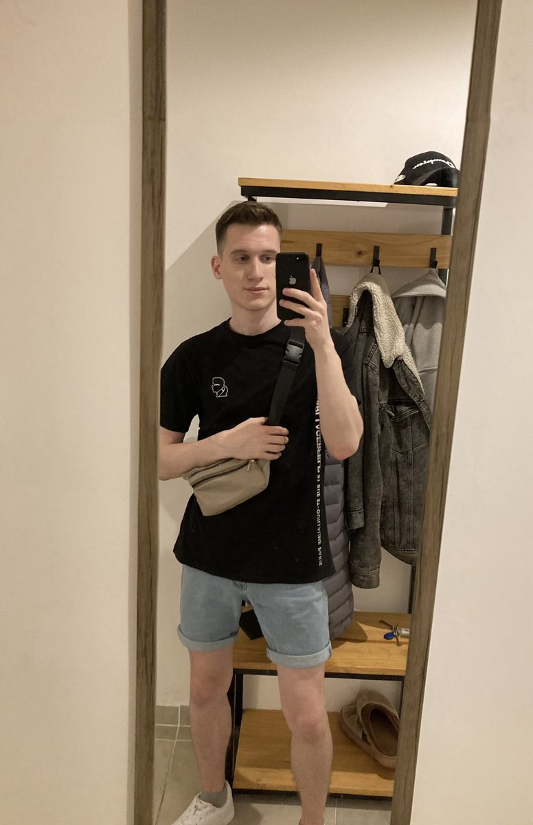 константин снова онлайн tweet media