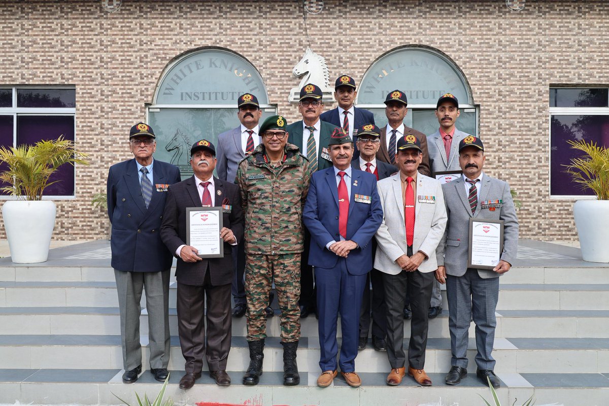 prodefencejammu's tweet photo. #HonouringESM
#GOC @Whiteknight_IA felicitated the Jammu & Kashmir Ex-Services League in recognition of their exemplary support to the Armed Forces and the civilian populace during #OpSindoor and #OpRahat. The engagement acknowledged their sustained commitment, selfless service and impactful outreach during times of operational exigency.
The interaction reaffirmed the enduring bond between the Armed Forces, veterans and civil society, underscoring the collective resolve to serve the nation and its people with unity, compassion and purpose.
We Serve, We Protect.
@SpokespersonMoD
@adgpi
@NorthernComd_IA
@ANI