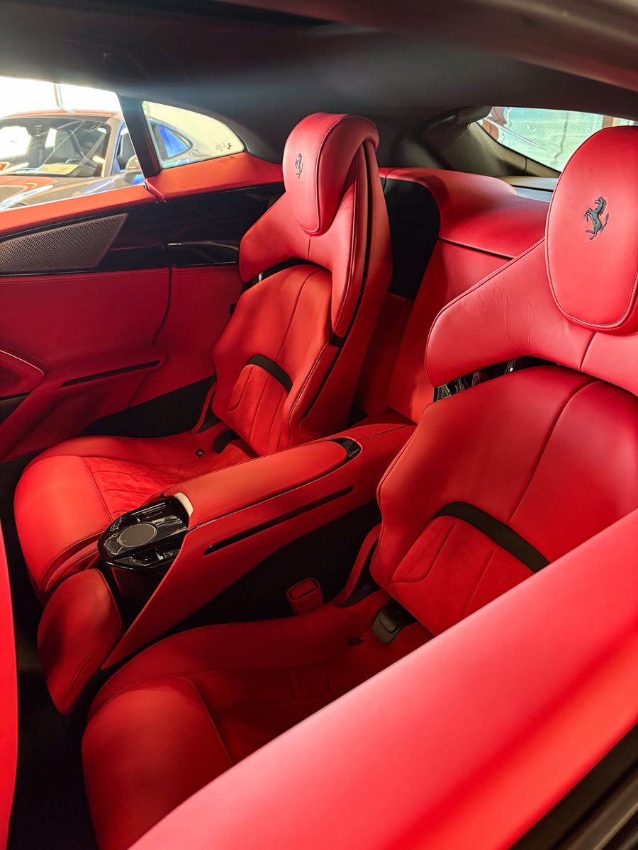 dupontregistry tweet media