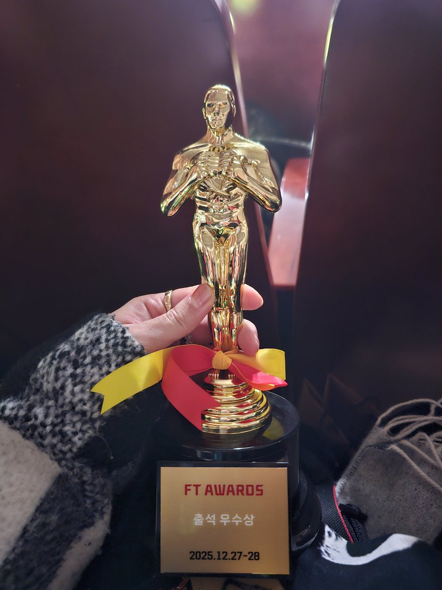 이 상의 영광을 공연 열심히 뛰어준 ftisland에게 바칩니다
<a href="/FT_FANCLUB/">FTISLAND</a> <a href="/skullhong/">leehongki</a> <a href="/saicowow/">ㅇㅣㅈㅐㅈㅣㄴ</a> <a href="/FtDrMH1111/">최민환 / MINARI</a>