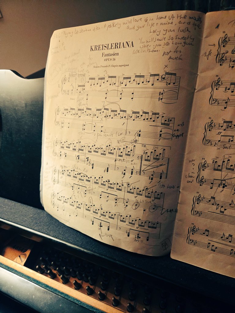 Lucy Parham tweet media