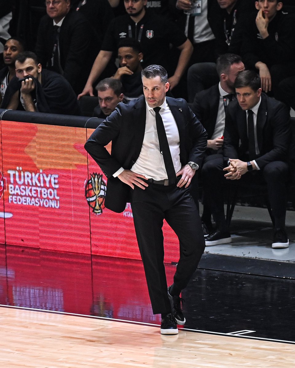 Boğazın Kartalı tweet media