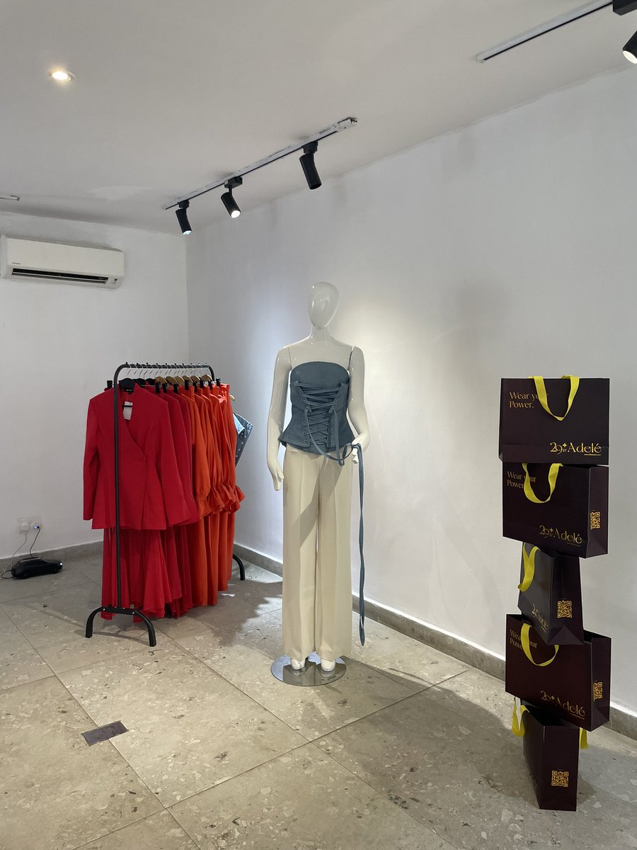 29byAdelé tweet media