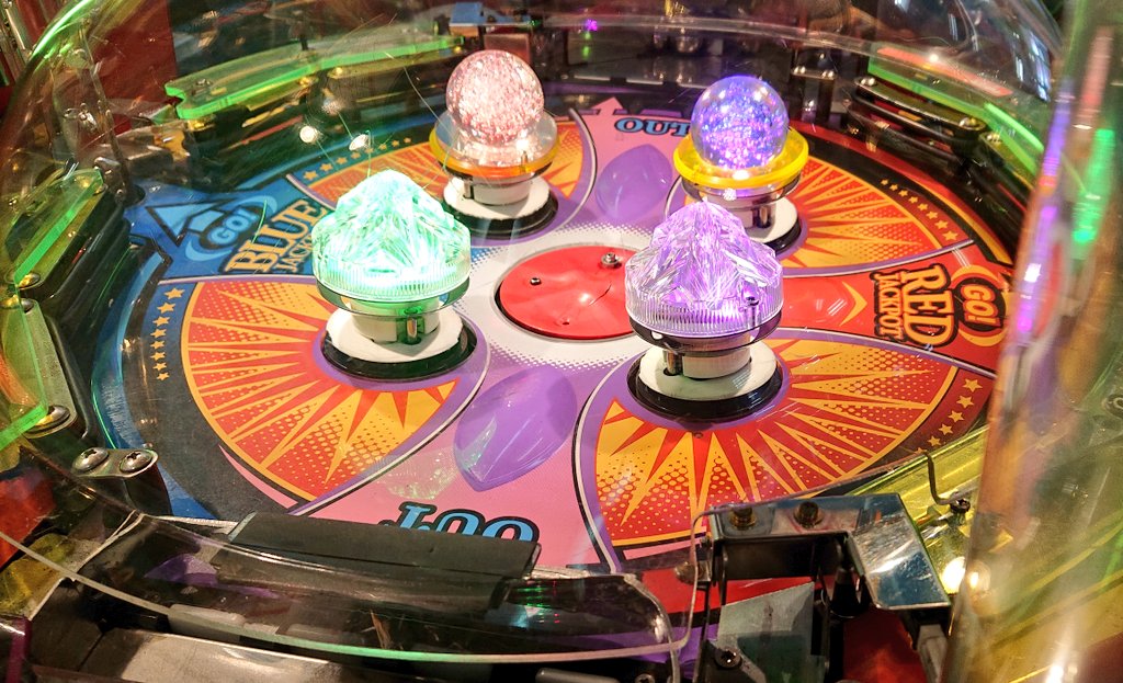 コニチィ(・∀・)ノ 明日から31日までスピンフィーバーのアウト片側