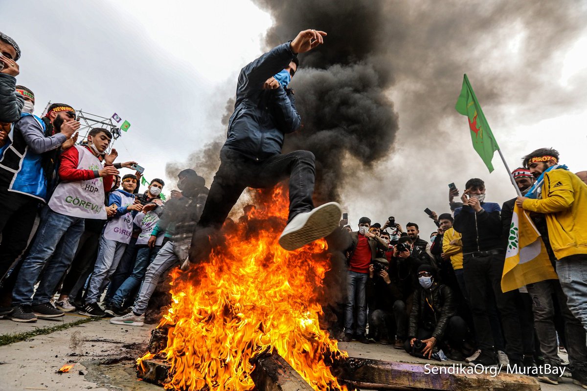 ✏️ Oğuzhan Kayserilioğlu | Kürt halkının tarihsel kavşağı
 #SendikaOrgYazıları 

sendika.org/2025/12/kurt-h…