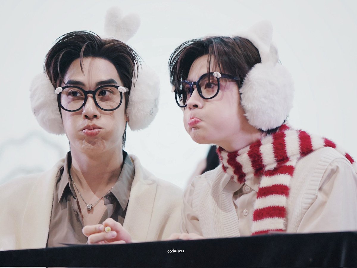 BBee_wnp's tweet image. ไม่เหมือนตรงไหนเอาปากกามาวงดิ๊55555

#TleFirstOneFSinChangsha
#เติ้ลเฟิร์สวัน #TleFirstOne