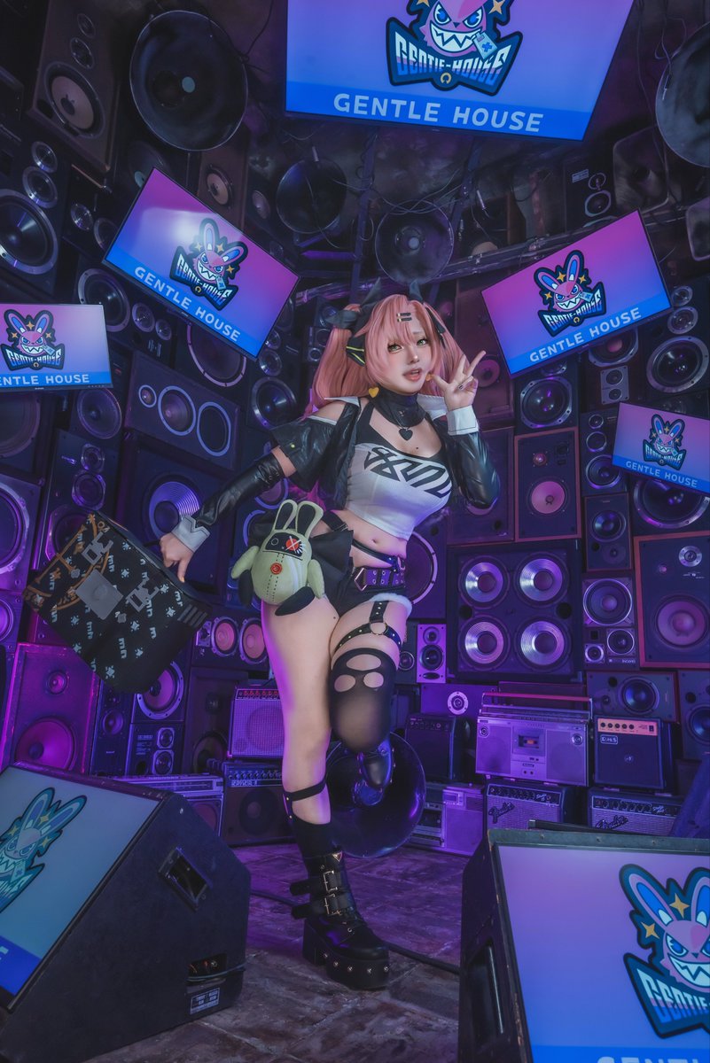 ニコちゃん可愛すぎます〜〜！！溢れるギャル感最高です！