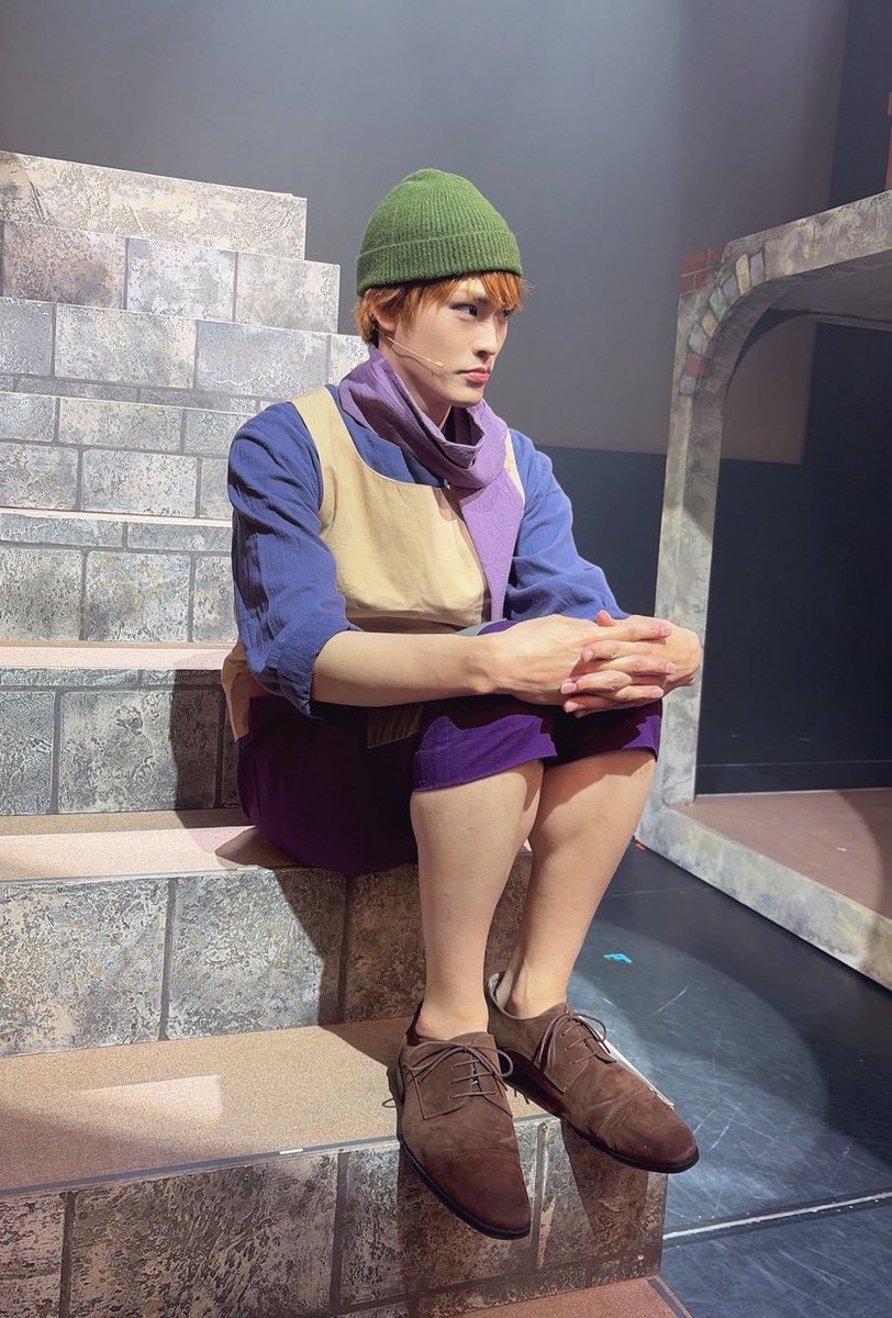 本日もロミミュ、二公演ありがとうございました！

明日はいよいよ千穐楽です。

前編から紡いだ物語も遂に終幕。
色々と複雑な感情ですが、頑張ります！！

#ロミミュ