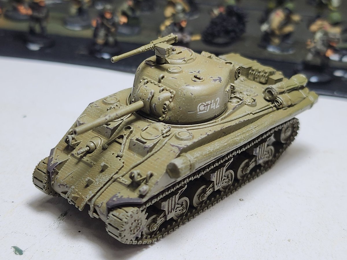 BenFiene's tweet photo. @tomjmegan #FestiveTankChallenge25 I've been chipping away at the 15mm Emchas and have made more progress - this time with chipping. The entire company of 10 has been chipped, and now tomorrow's goal is to get cracking on the wheels, tracks, and stowage. #spreadthelard https://t.co/HdTphJm3op