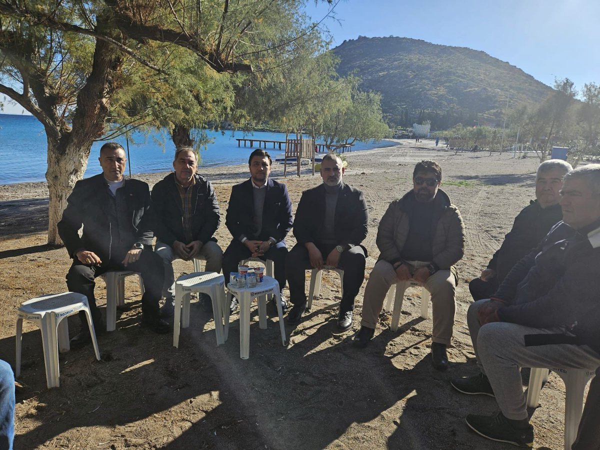 İl Seçim İşleri Başkanımız Kadir Dağlı, il yönetim kurulu üyelerimiz, belediye meclis üyelerimiz, mahalle başkanlarımız, önceki dönem Bodrum ilçe yönetim kurulu üyelerimizden Hasan Delice’nin babası Kıbrıs Gazisi merhum Ali Delice için düzenlenen mevlid programına katılım