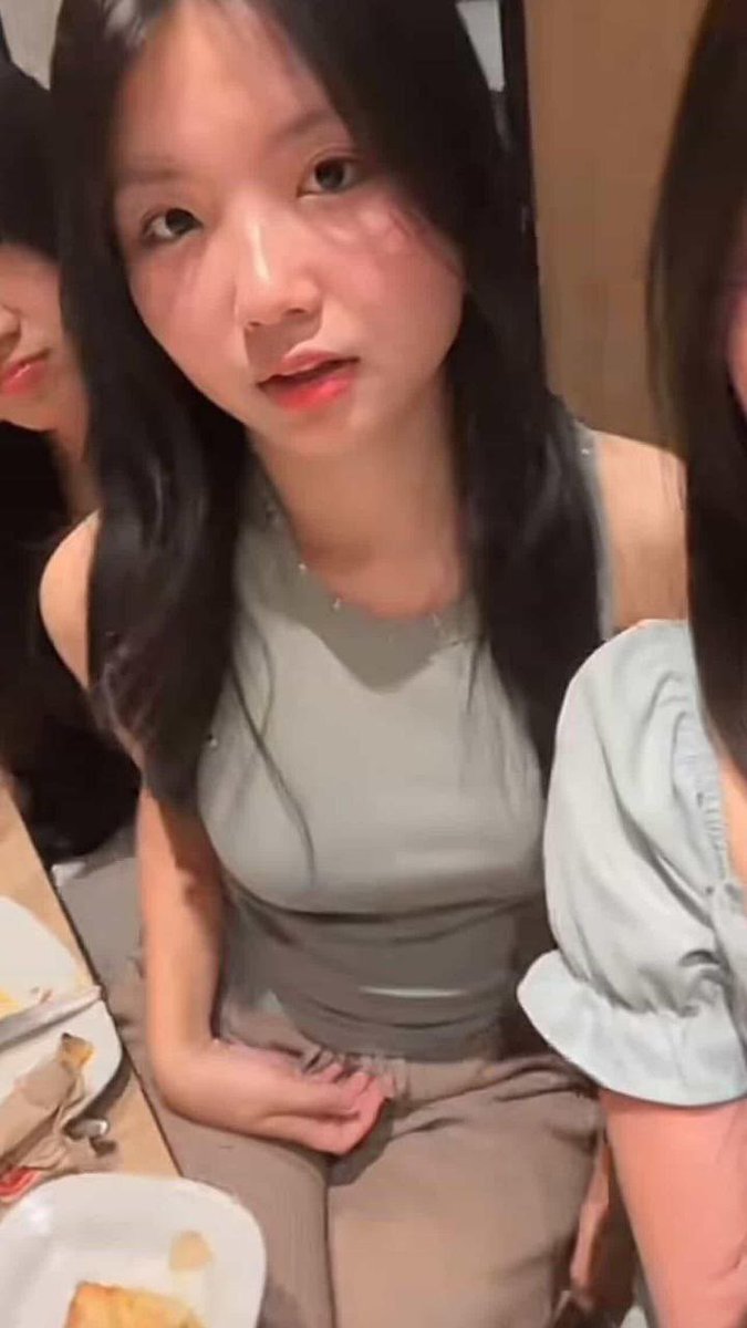 complainers13's tweet photo. spesies langka lagi nih, chindo tobrut 😍💦 #chindo #chindosange #tobrut #tobrutbrutal #sange #crot #crotinmuka https://t.co/iS67nu2UYp