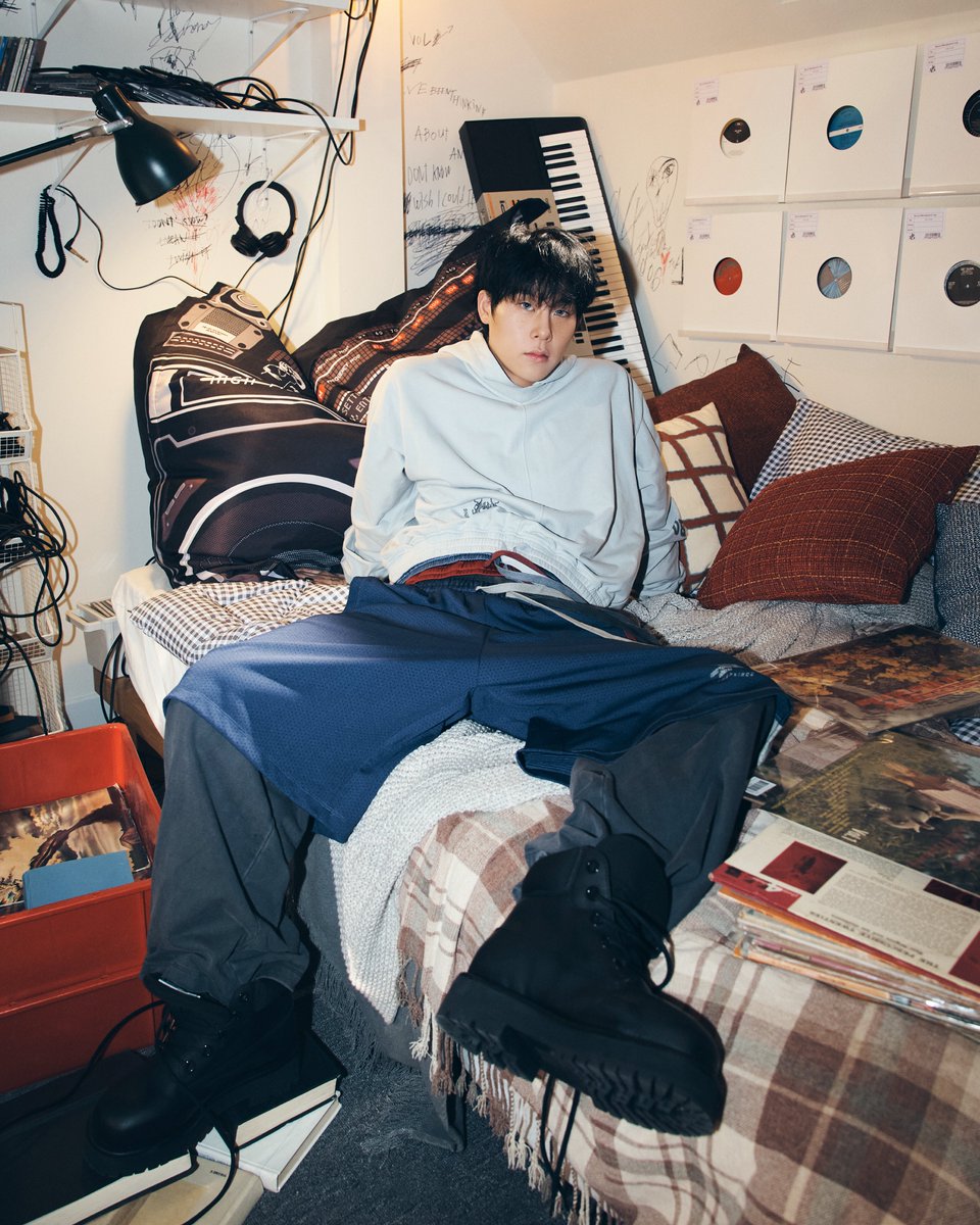 OfficialMONSTAX's tweet image. 𝗝𝗢𝗢𝗛𝗢𝗡𝗘𝗬 
𝗧𝗛𝗘 𝟮𝗡𝗗 𝗠𝗜𝗡𝗜 𝗔𝗟𝗕𝗨𝗠 光 (𝗜𝗡𝗦𝗔𝗡𝗜𝗧𝗬)

CONCEPT PHOTO
미쳐야 빛난다 VER.

Release on 260105 6PM (KST)

#주헌 #JOOHONEY
#몬스타엑스 #MONSTAX #MONSTA_X
#光 #INSANITY #JOOHONEY_STING