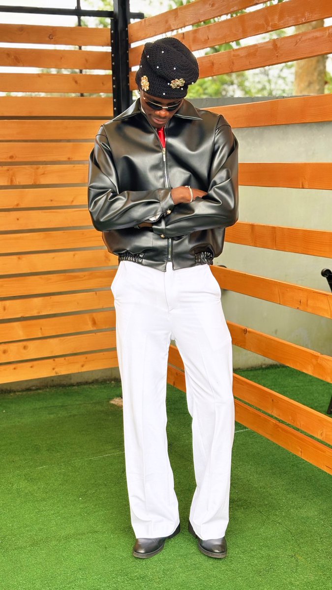 DCLASSIC_TRENDS's tweet photo. Black leather jacket restocked… 10% off sale. 
Send a message to Order 🛍️ https://t.co/9Ev9HNNQ9r