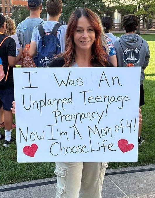 LifeNewsHQ's tweet image. 