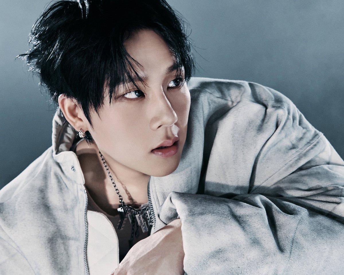 OfficialMONSTAX's tweet image. 𝗝𝗢𝗢𝗛𝗢𝗡𝗘𝗬 
𝗧𝗛𝗘 𝟮𝗡𝗗 𝗠𝗜𝗡𝗜 𝗔𝗟𝗕𝗨𝗠 光 (𝗜𝗡𝗦𝗔𝗡𝗜𝗧𝗬)

CONCEPT PHOTO
미쳐야 빛난다 VER.

Release on 260105 6PM (KST)

#주헌 #JOOHONEY
#몬스타엑스 #MONSTAX #MONSTA_X
#光 #INSANITY #JOOHONEY_STING