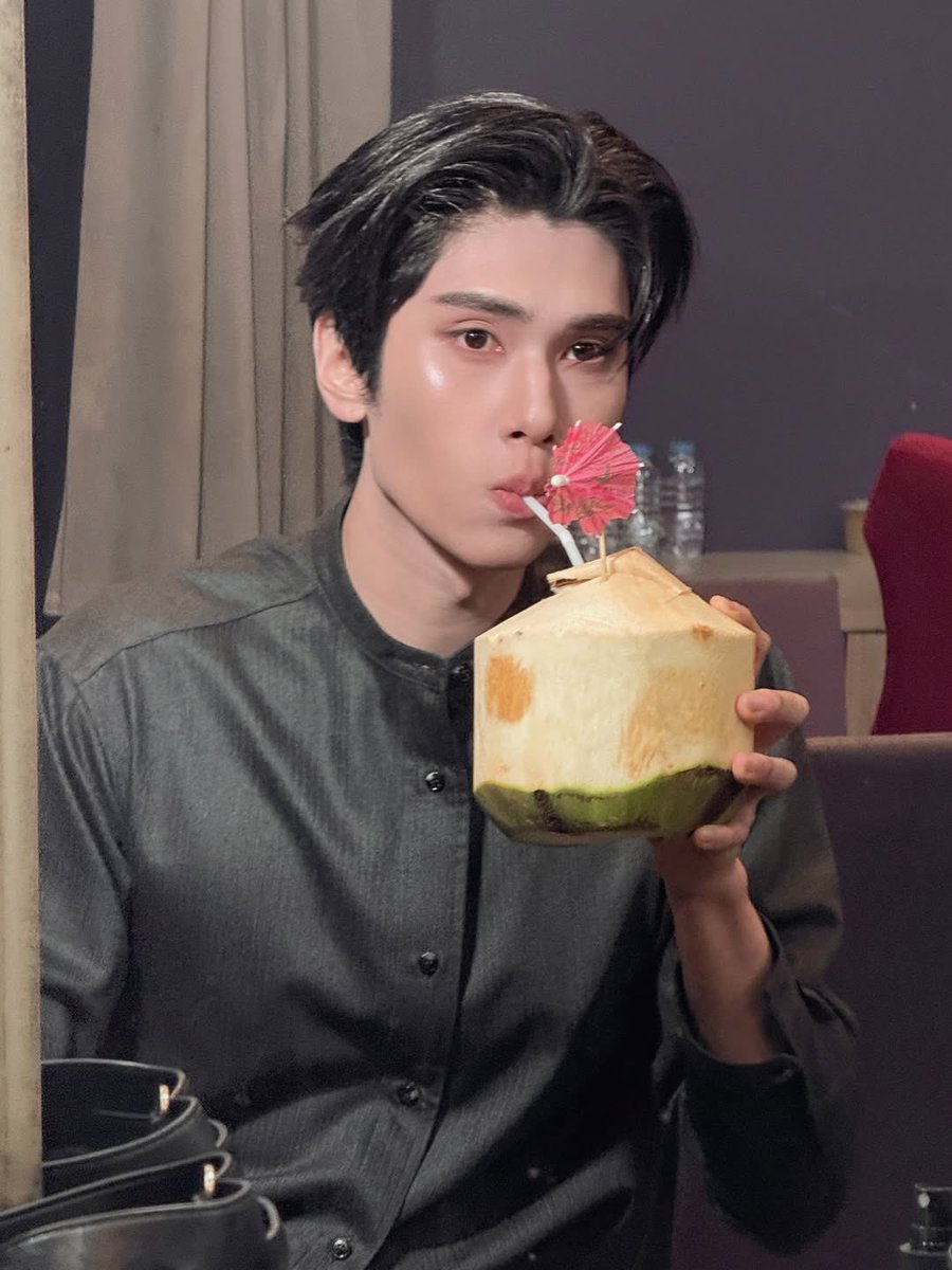 callmebamnie's tweet image. ꒰ ˶•  ̫ •˶꒱ა 
  /っ     っ DARE YOU TO DEATH 
#dunknatachai #dunkmeow

 my coconut baby