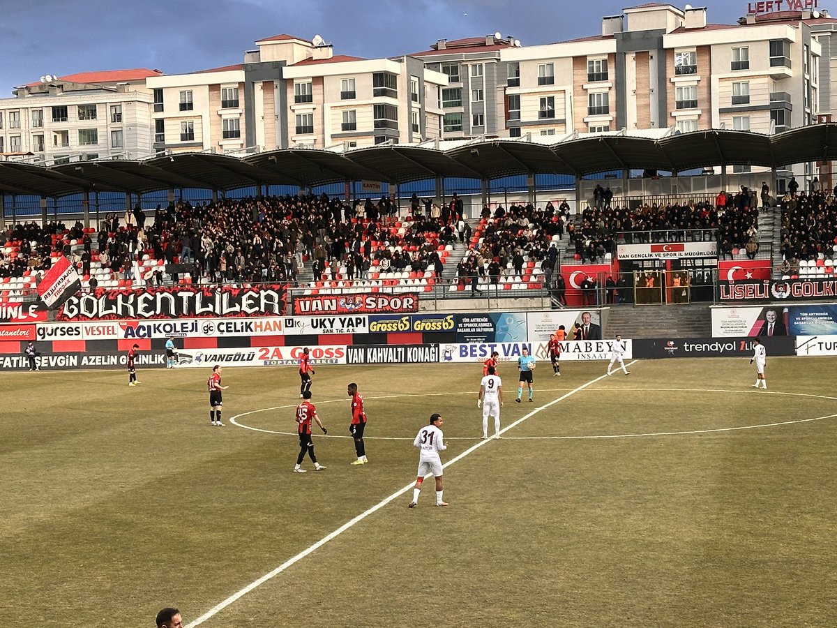 Vanspor - Hatayspor maçı başladı. #vanekspres #vansppr #hatayspor