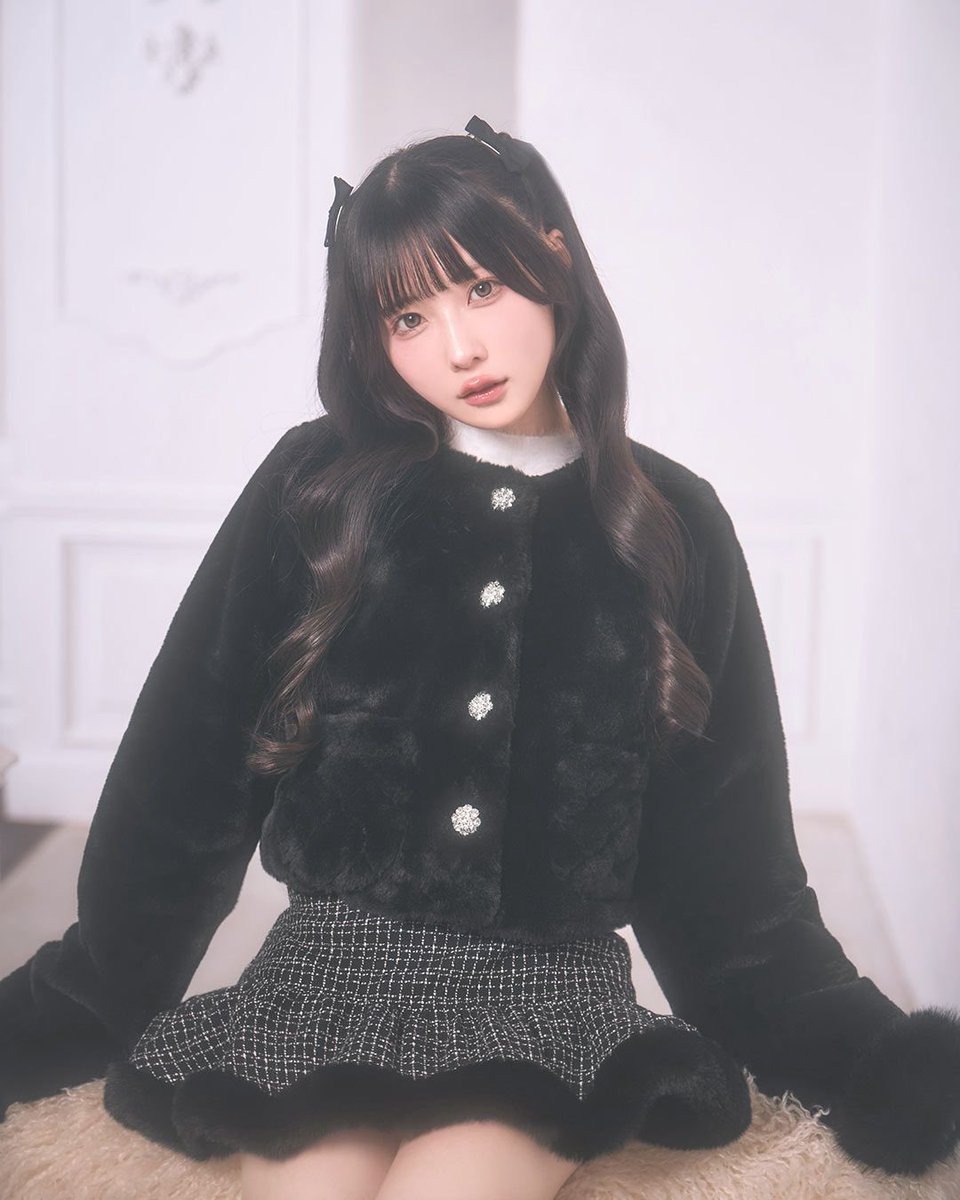 𝐋𝐎𝐖 𝐒𝐓𝐎𝐂𝐊】 残りFサイズのみですお急ぎください